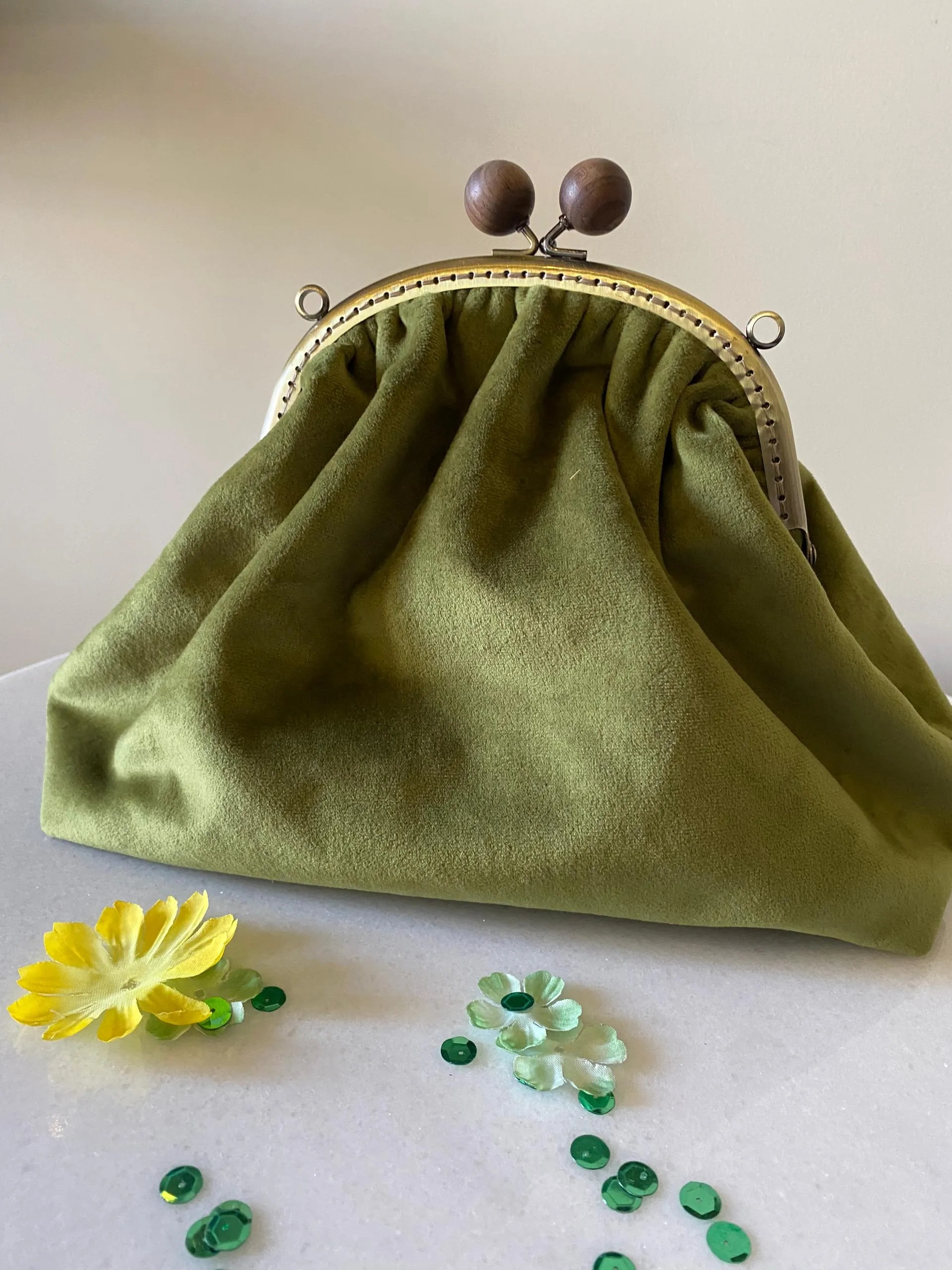 Lost in Vintage Velvet Bag Kis - Women Bags Gold ulasan dan harga