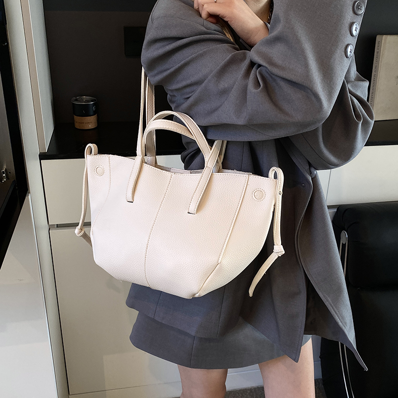 MOODS Branded Underarm Shoulde - Women Bags Zara ulasan dan harga